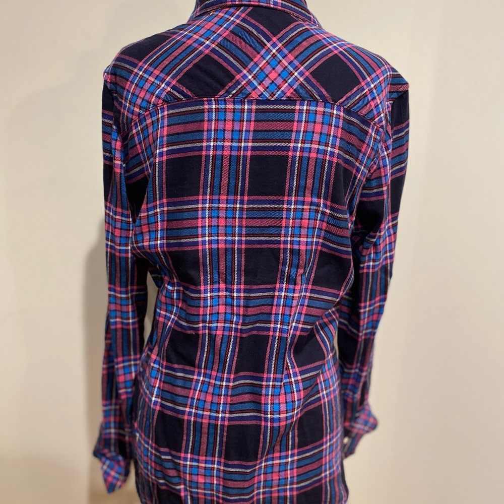 GAP Soft Plaid Flannel - Excellent Condition - Picture 3 of 6